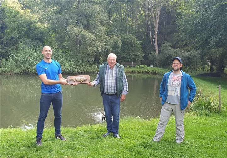 Wolfgang Schmitt wurde zum 1. Ehrenmitglied der Naturfreunde Wassenach ernannt.Foto: privat
