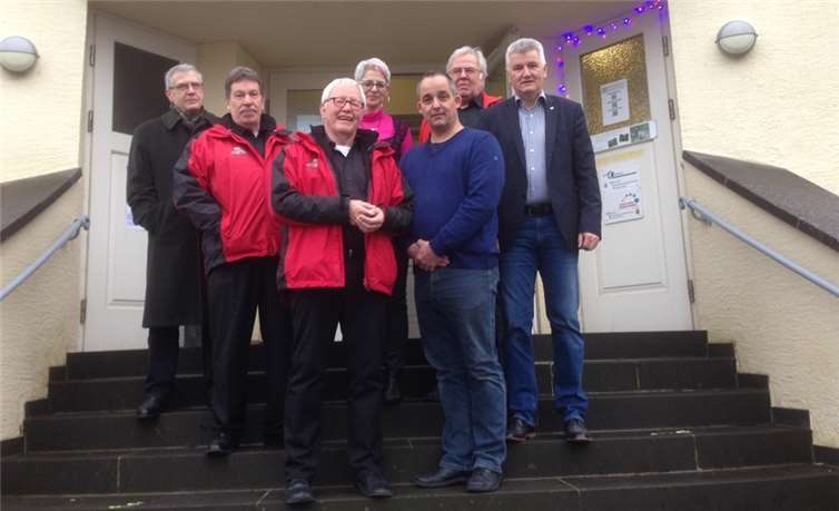 Wolfgang Schmitz, Verbandsbürgermeister a.D. und Vorsitzender des Vereins „Maarmuseum Manderscheid e.V., DVG-Sekretär Wolfgang Riedel, Dr. Martin Koziol, Museumsleiter, DVG-Sprecher Heinz Lempertz, DVG-Geschäftsführer Wolfgang Kostka, DVG-Vorstandsmitglied Walter Müller und als Gast die Leiterin des Vulkanhauses in Strohn (von links). DVG-Pressestelle