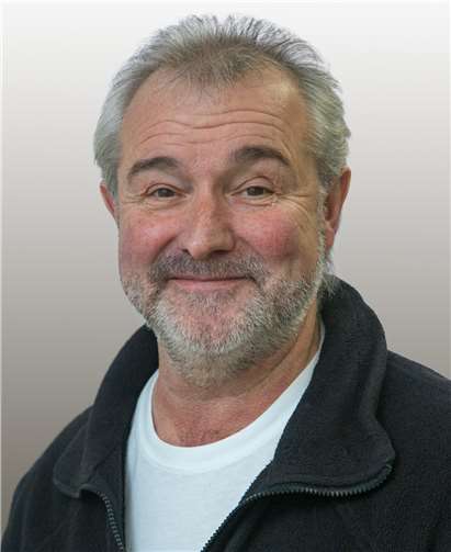 Wolfram Richter steht den Andernacher Bürgerinnen und Bürgern in der FWG-Sprechstunde zur Verfügung. Foto: FWG Andernach e.V.