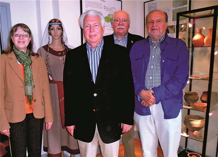 Wollen der Kulturarbeit in Meckenheim mehr Gewicht geben, die Mitglieder des AK Kultur mit ihrem Leiter Siegfried Schwaner (Mitte).privat