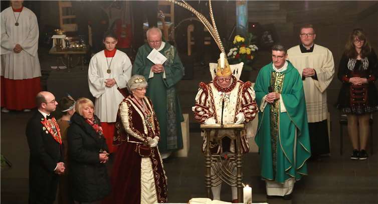 Worte des Dankes richtete Prinz Guido I. an die närrische Gemeinde. Fotos: Roland Schäfges - www.myfoto24.eu