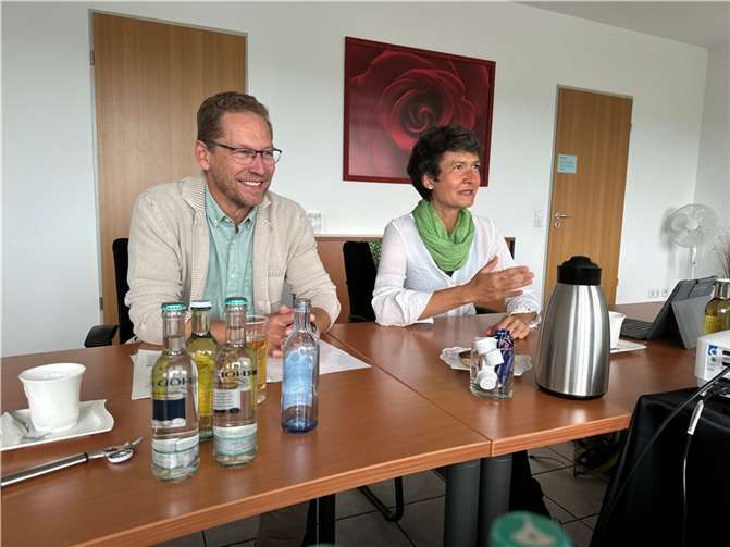 Wünschen sich mehr Unterstützung der Politik: Jörg Schäfer und Andrea Stenz von der IHK. 