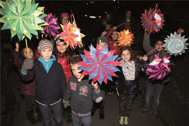 St. Martin führte den langen Zug durch die Kurstadt 