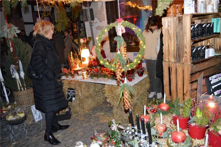 Wunderschöne weihnachtliche Dekorationen begeisterten das Publikum in Oberwinter.