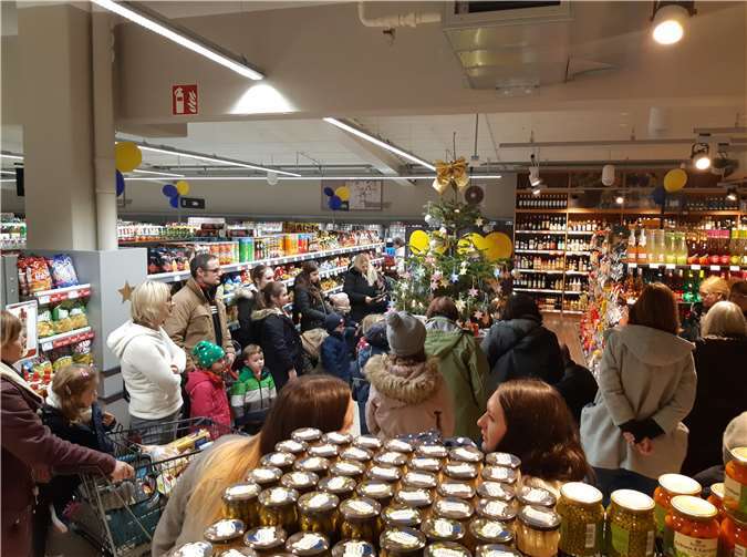 Wunschbaum - Wünsche wurden erfülltFoto: Edeka Treis-Karden