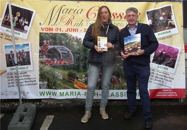 Yvonne und Hans Peter Röhrig freuen sich auf den Start der röhrig-Bus-Konzert-Ausflüge am Samstag, 8. Juni auf die schönste Freilichtbühne Deutschlands „Maria Ruh“.