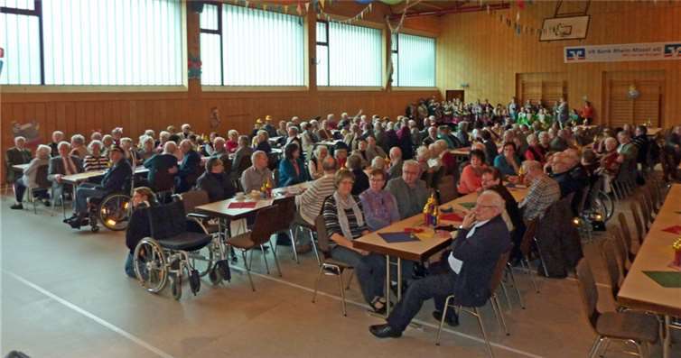 Zahlreich waren die Oberfeller Senioren der Einladung gefolgt. privat