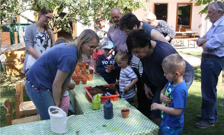Zahlreiche Aktionen konnten die Kleinen mit ihren Großeltern in der Kita erleben.privat