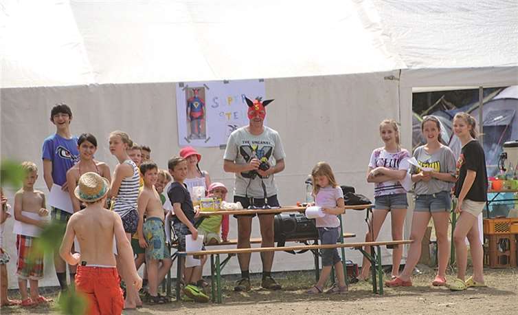 Zahlreiche Aktionen lockten große und kleine Superhelden in das Zeltlager.  Privat