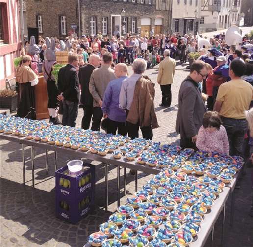 Zahlreiche Besucher kamen nach Rhens.