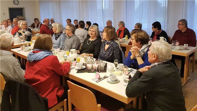 Zahlreiche Chormitglieder waren der Einladung zum Frühstück gefolgt. privat