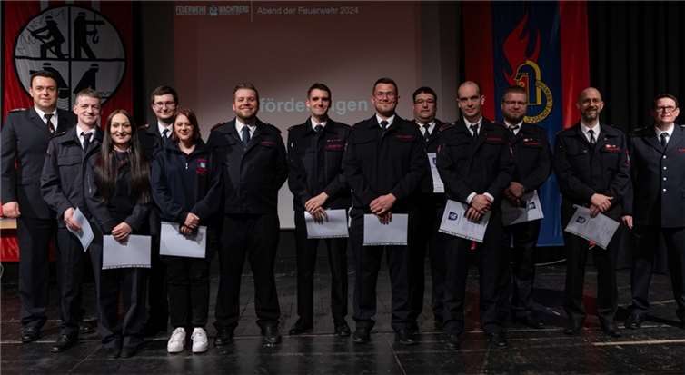 Zahlreiche Feuerwehrfrauen und -männer wurden befördert. Foto: privat
