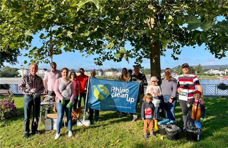 Zahlreiche Freiwíllige befreiten das Rheinufer von Müll. Foto: privat