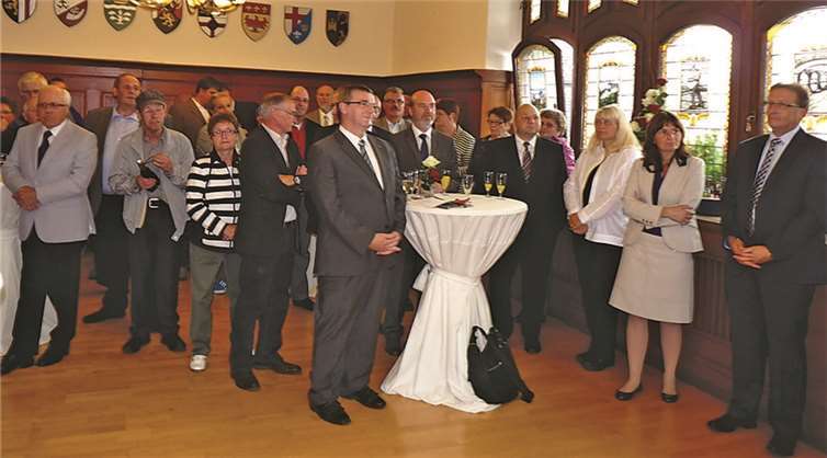 Zahlreiche Gäste hatten sich im Historischen Wappensaal des Rathauses eingefunden.