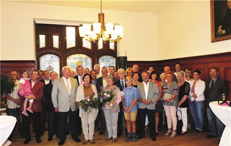 Zahlreiche Gäste waren zur Feierstunde in den Historischen Sitzungssaal der VG Mendig gekommen.