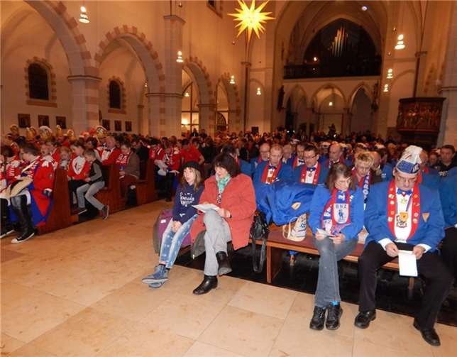 Zahlreiche Gäste wohnten dem Narrengottesdienst bei.