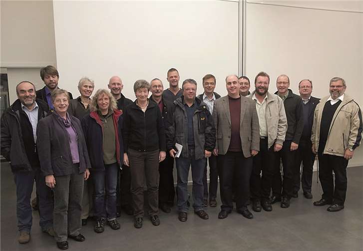 Zahlreiche Haupt- und Ehrenamtliche, geschulte Mitarbeiter sorgen für einen Bereitschaftsdienst rund um die Uhr.  Privat