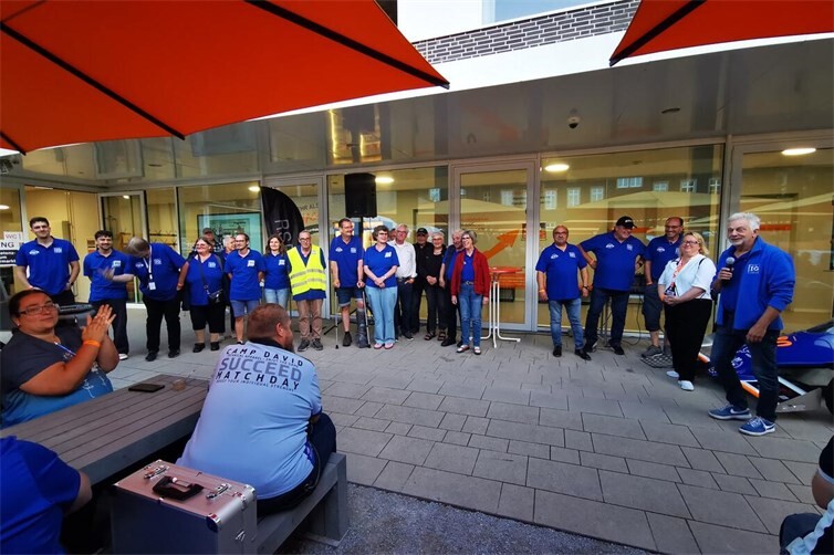 Zahlreiche Helferinnen und Helfer sorgten für einen reibungslosen Ablauf. 