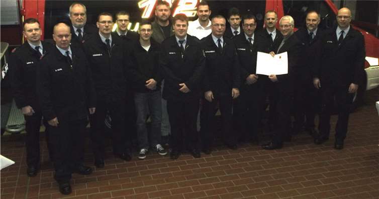 Zahlreiche Kameraden des Löschzugs Puderbach wurden geehrt oder befördert. privat