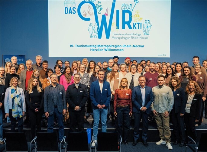 Zahlreiche Kommunalpolitiker, Touristiker und Leistungsträger beim Tourismustag.  Foto: VRRN / Schwerdt