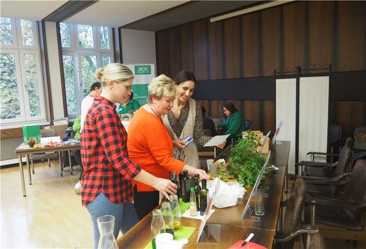 Zahlreiche Mitarbeitende nutzten das vielseitige Angebot des Gesundheitstages.Fotos: privat