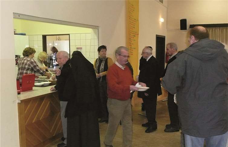 Zahlreiche Mitglieder kamen zum Reisessen am Misereor-Sonntag. privat