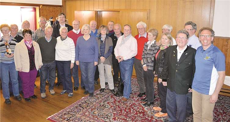 Zahlreiche Mitglieder konnten für ihre jahrelange Treue zum Verein ausgezeichnet werden. AB