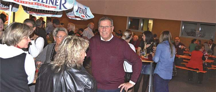 Zahlreiche Oedinger Bürger folgten der Einladung zum Kirmesball. AB