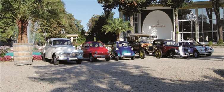 Zahlreiche Oldtimer werden im Kurpark Bad Neuenahr zu sehen sein.privat