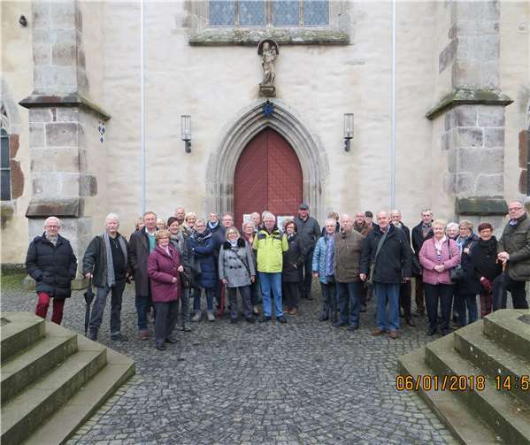 Zahlreiche Teilnehmer konnte CDU-Stadtverbandsvorsitzender Bernhard Wiemer bei der Fahrt zum Kloster Marienstatt und zum Birkenhof begrüßen.  privat
