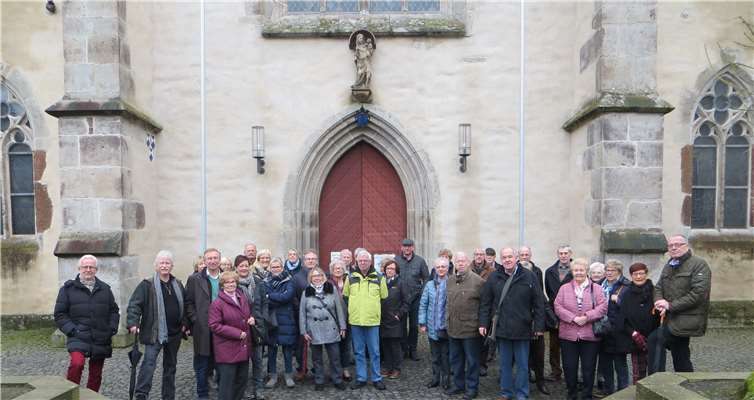 Zahlreiche Teilnehmer konnte CDU-Stadtverbandsvorsitzender Bernhard Wiemer bei der Fahrt zum Kloster Marienstatt und zum Birkenhof begrüßen. privat