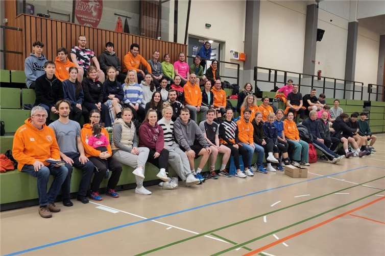 Zahlreiche Teilnehmer waren zum Neujahrsturnier gekommen.Fotos: privat