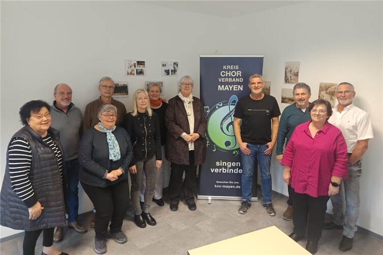 Zahlreiche Vertreterinnen und Vertreter der angeschlossenen Chorvereine nutzten die Gelegenheit zum Austausch.