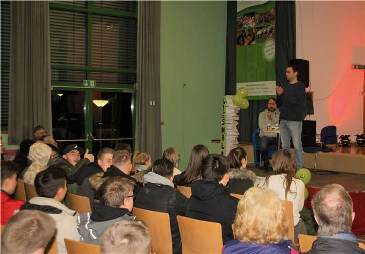 Zahlreiche Zuhörer erfuhren einen interessanten Abend der Literatur.