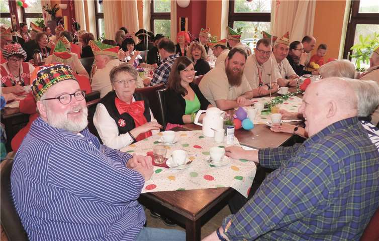 Zahlreiche aktive und inaktive Mitglieder waren zum traditionellen Frühstück der Prinzengarde gekommen.