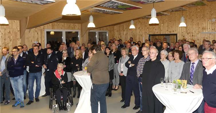 Zahlreiche geladene Ehrengäste nahmen am ersten Neujahrsempfang der Verbandsgemeinde Cochem in Bremm teil.TE