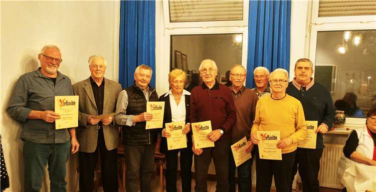 Zahlreiche langjährige Mitglieder wurden geehrt. Fotos: privat