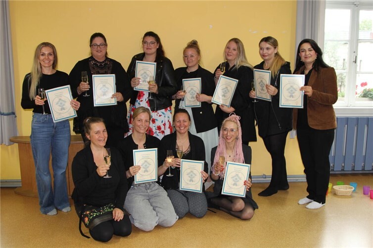 Zehn Frauen haben die Qualifizierungsmaßnahme erfolgreich abgeschlossen.  Foto: privat
