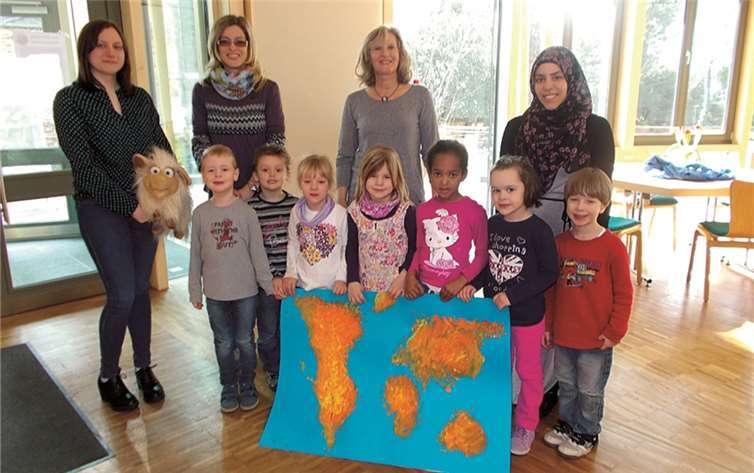 Zehn Ganztagskinder hatten sich auf eine fiktive Reise um die Welt begeben und die Vielfalt der Kulturen kennengelernt. privat