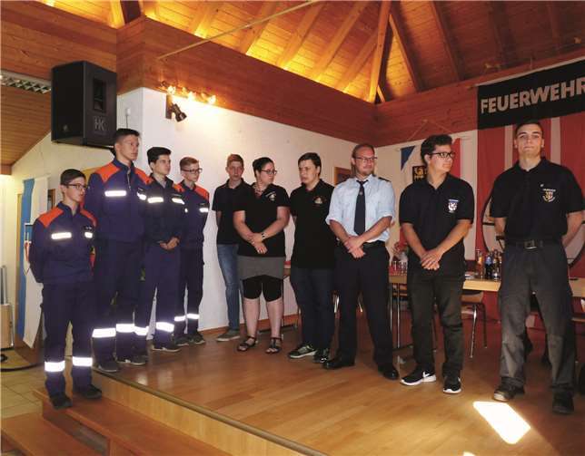 Zehn ehrenamtliche Wehrleute wurden neu verpflichtet.