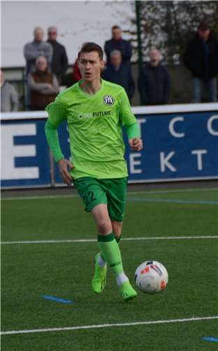 Zeigte im zentralen Mittelfeld eine bärenstarke Leistung und leitete zahlreiche Konter ein: Marcel Stieffenhofer.