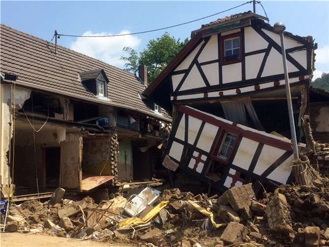 Zerstörte Häuser nach der Flut.Foto: privat