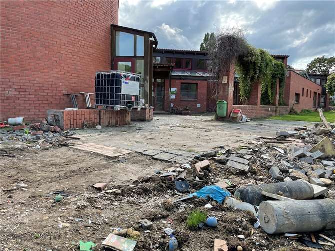 100 Kita-Plätze mehr als vor der Flut Zerstörte Kita in Bad Neuenahr. Foto: ROB