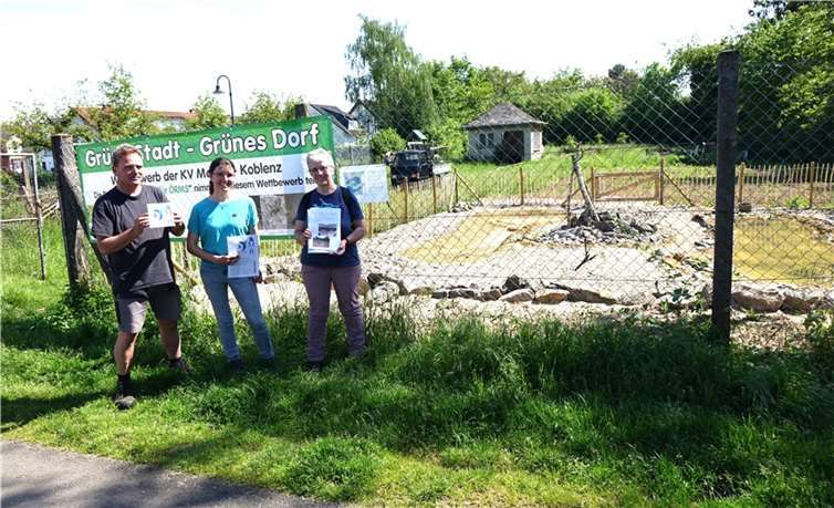 Ziel der Initiative war es, auf dem Museumsacker am Ende der Urmitzer Raiffeisenstraße ein Feuchtbiotop anzulegen. Foto: Jürgen Grab