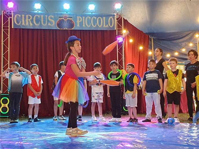 Eine Woche voller Zirkuszauber an der Grundschule Rohrerhof Zirkusluft weht an der Grundschule Rohrerhof