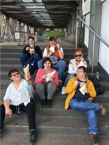 Zu Besuch an den Landungsbrücken. Quellen: Kloster Ebernach
