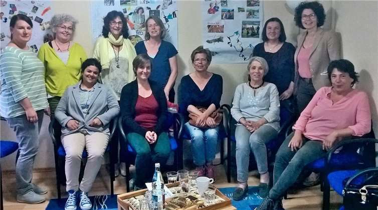 Zu Besuch beim Kinderschutzbund. Rechts hinten Heike Krämer-Resch, daneben Ulrike Kaiser.Privat