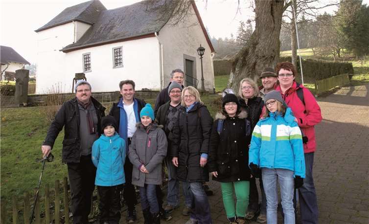 Zu Fuß die Heimat erkunden, das stand bei der diesjährigen Familienwanderung der FWG Adenau auf dem Programm. privat