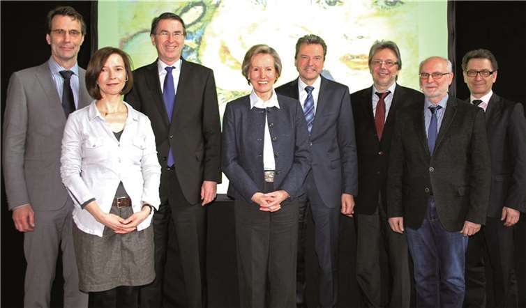 Zu Gast bei der elften Tagung des Brustzentrums Neuwied/Bad Neuenahr: Dr. Josef Spanier, Marienhaus Klinikum Maria Hilf Bad Neuenahr, Dr. Iris Schmidt-Forgber, Praxis für Strahlentherapie Neuwied, Prof. Dr. Volker Möbus, Klinikum Frankfurt-Höchst, Sophie Charlotte Fürstin zu Wied, Prof. Dr. Richard Berger, Marienhaus Klinikum St. Elisabeth Neuwied, Dr. Edgar Frank, Radiologisches Institut Neuwied,Dr.Peter Ehscheid, Onkologe Neuwied, sowie Dr. Günter Merscshbächer, Geschäftsführer der Marienhaus KlinikenGmbH.privat