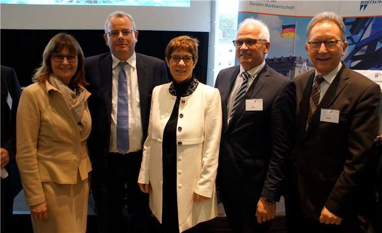 Zu den anwesenden Ehrengästen gehörten u.a. die Bundestagsabgeordneten Mechthild Heil, Peter Bleser und Erwin Rüddel.JS